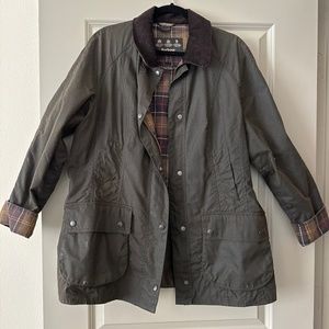 Barbour® Women’s Classic Beadnell Jacket